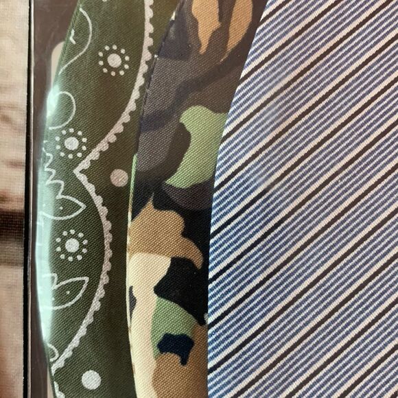 3 Pack Levi’s Washable Face Masks - Picture 6 of 6